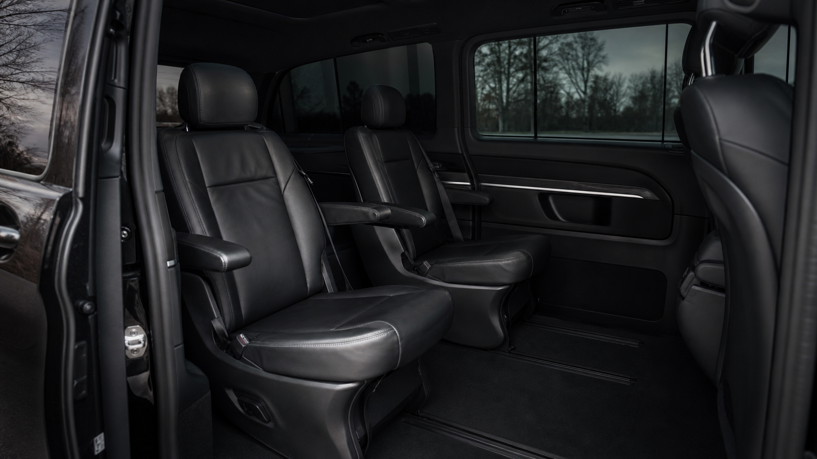 Mercedes-Benz V-Class Extra Long interior